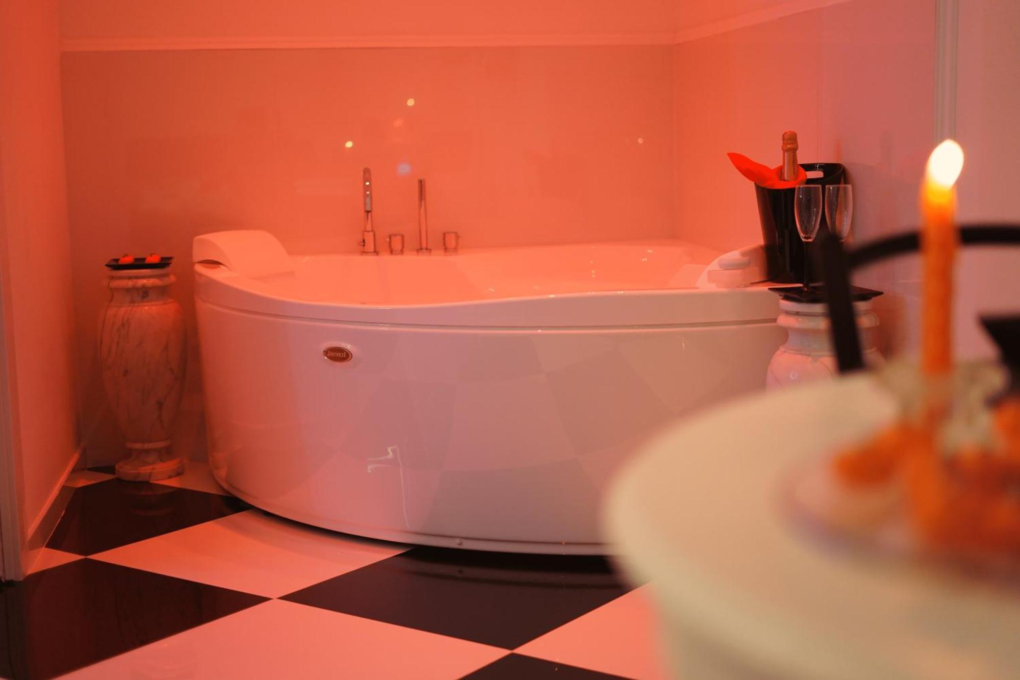 Alchimia Spa & Centro Benessere メザーニェ エクステリア 写真