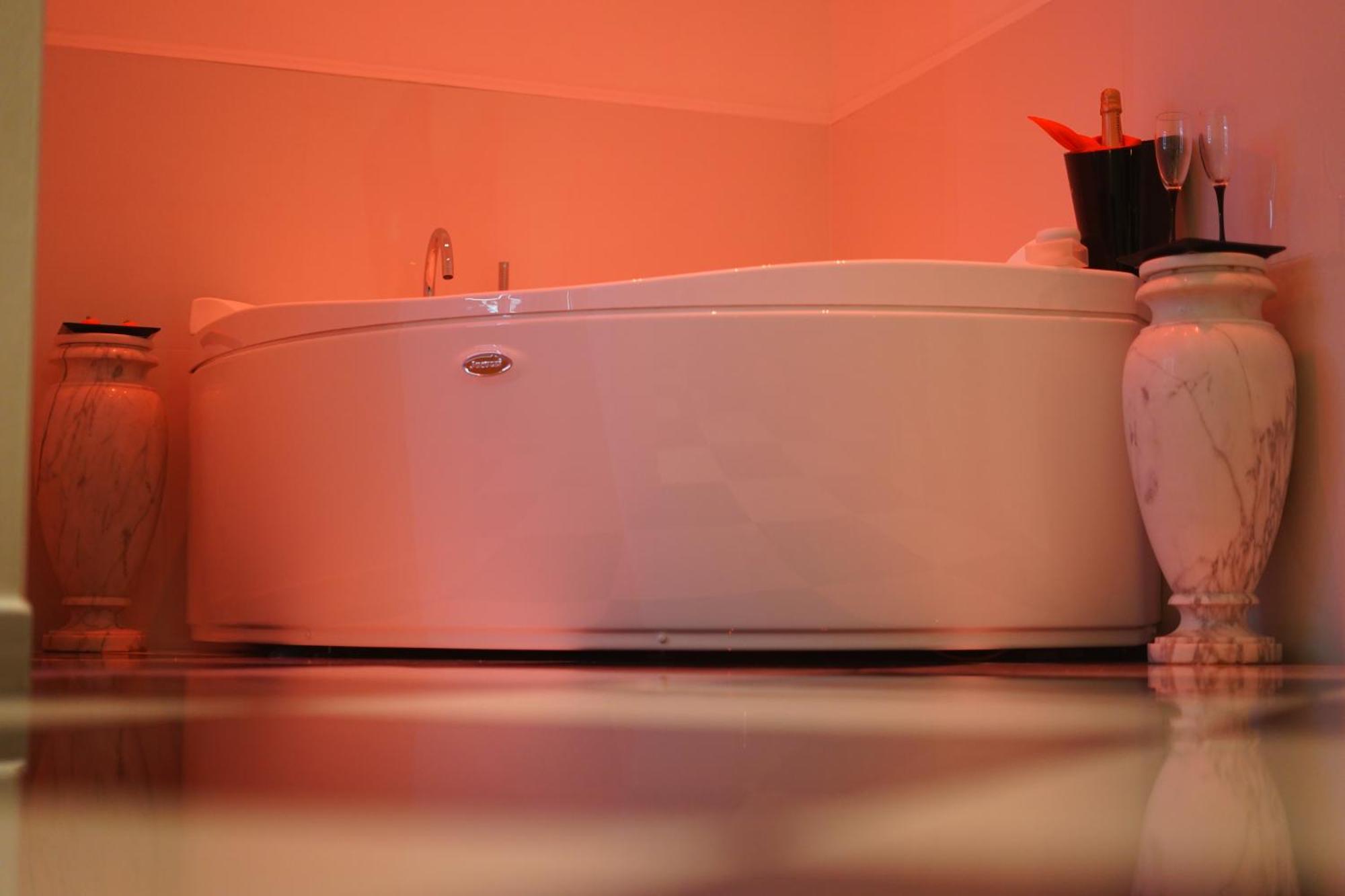 Alchimia Spa & Centro Benessere メザーニェ エクステリア 写真